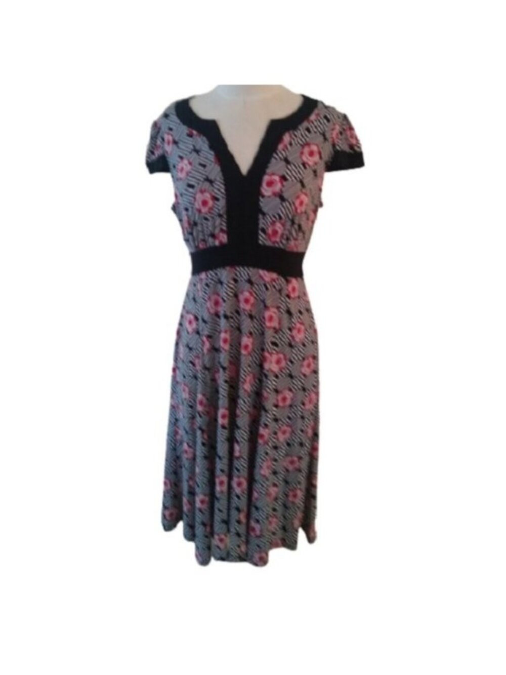 Kupcake Split V Front Dress, Black/White/Red, Size XL